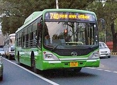 220px-N.delhi_bus.jpg